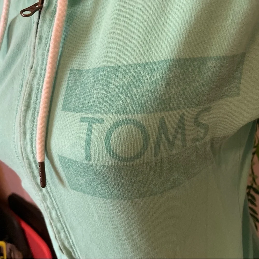 Toms size teal